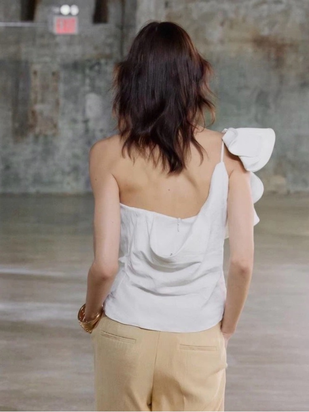 Zara White One-Shoulder Ruffle Bustier Top - Picture 2 of 6